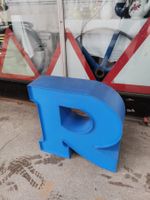 Blechbuchstabe R, Buchstabe R, R, Werbebuchstabe R, Leucht