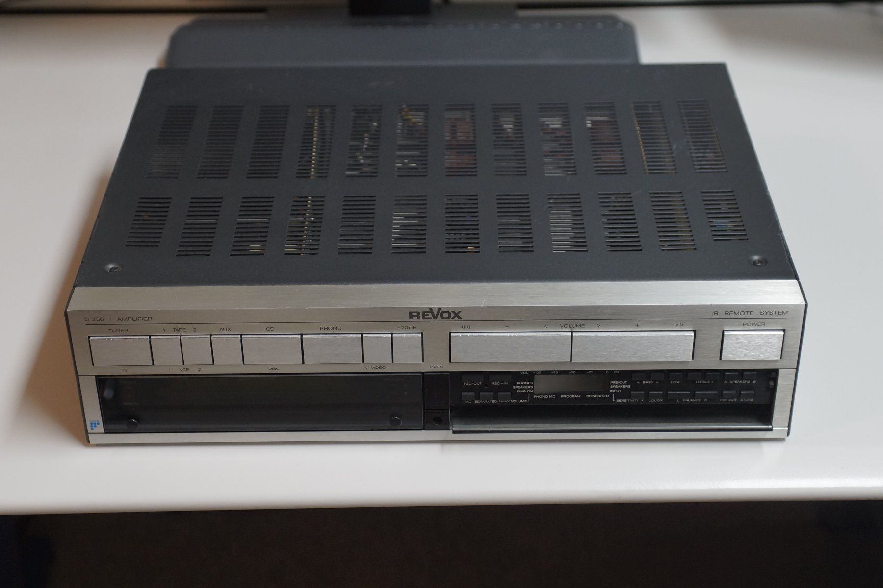 Revox Amplificatori: REVOX B 250 Amplifier – Usato da Neuheim venduto da andi-swiss 3