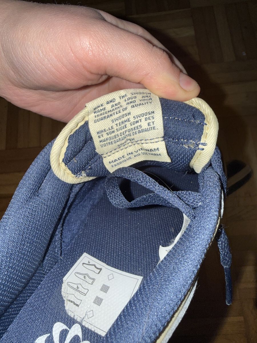 Nike Scarpe da uomo: Nike Dunk Low Next Nature Midnight Navy/Gold Sneakers – Nuovo (secondo la descrizione) da Thörigen venduto da anna.w9 5