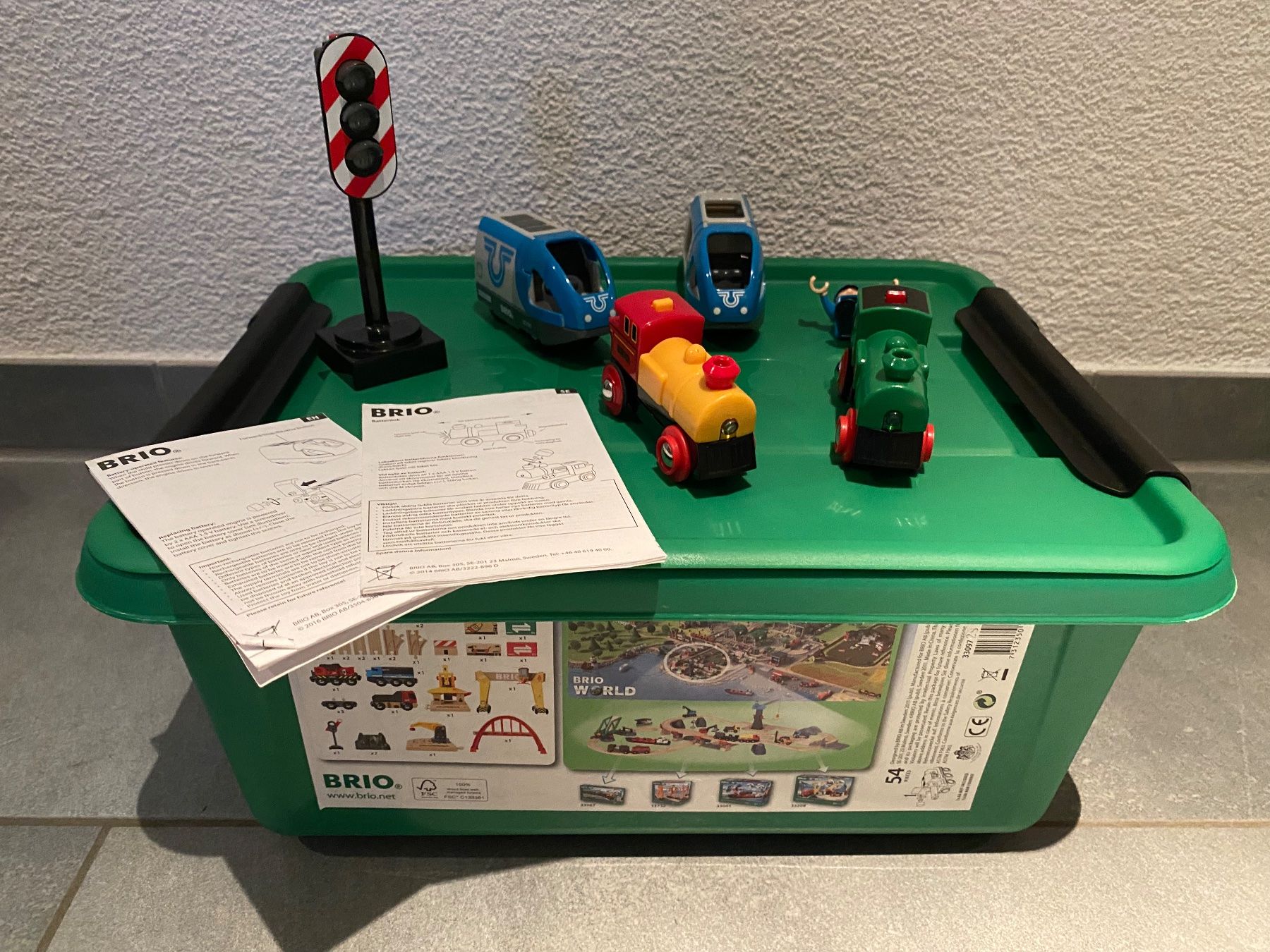 Brio Giocattoli: Brio Eisenbahn mit zusätzlichen Loks – Usato da Eschlikon TG venduto da RamonaSt