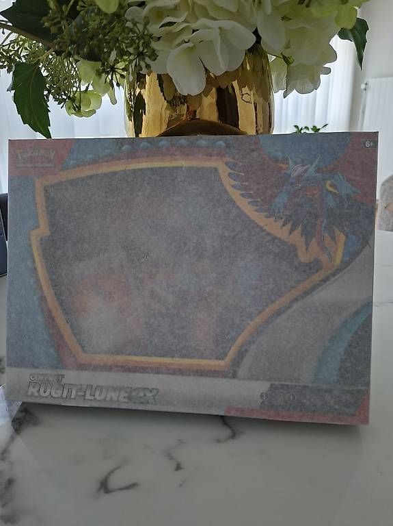 Pokémon Carte collezionabili: Coffret Pokemon Rugit-Lune ex FR – Usato da Chavannes-Renens venduto da Mfora