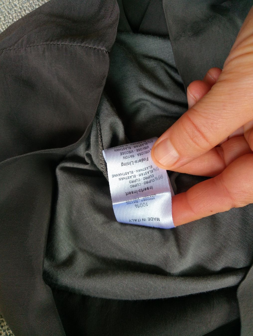 Kleider: Festliches Kleid in Taupe – Gebraucht aus Zürich von philoumena 3