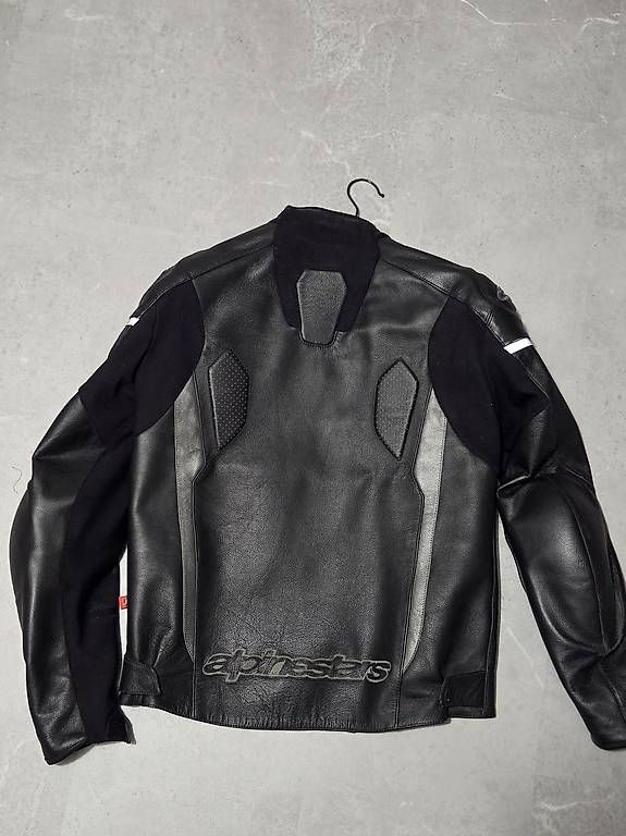 Giacche: Alpinestars Lederjacke Motorrad 54 – Usato da Neunkirch venduto da minko166 1