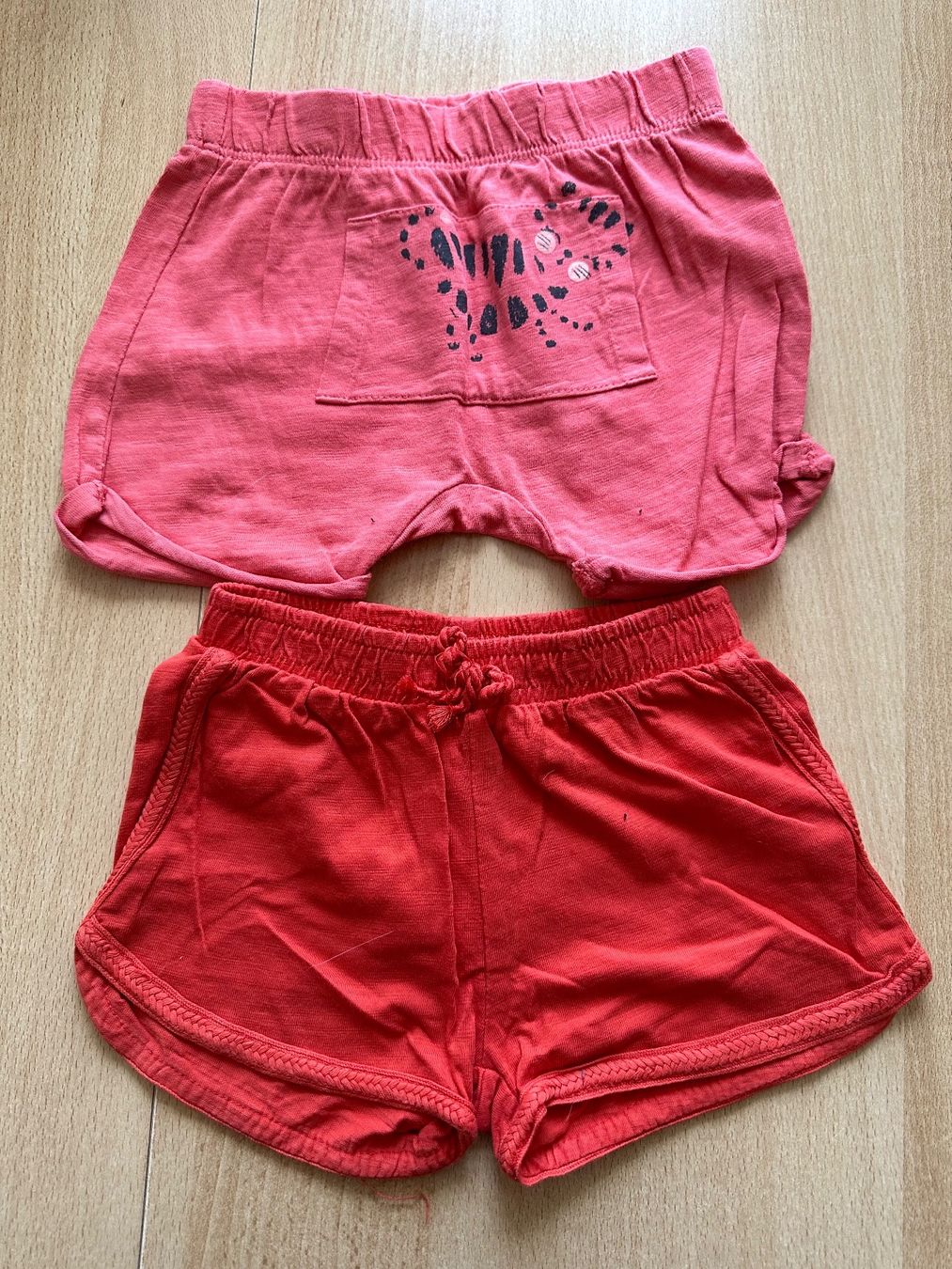 C&A Biancheria intima: 6 bodys fille été, T.80 – Usato da Le Brassus venduto da lionete02 1