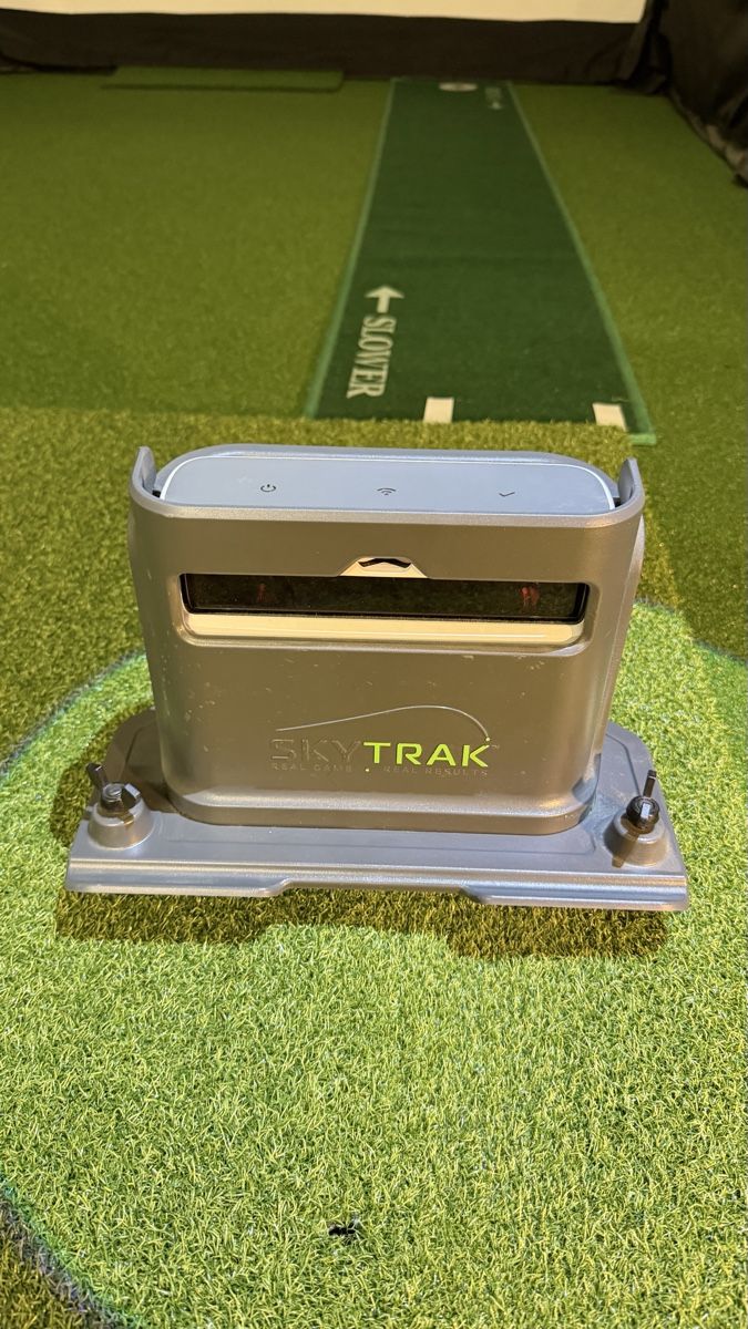 Mesurer: SkyTrak+ inkl. Schutzhülle – D'occasion à Winkel par tmsorg