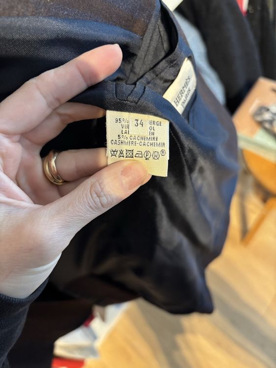 Hermès Ensembles & Tailleurs: Hermes Paris - Wool Cashmere Blazer Gr 34 – D'occasion à Lugano par sar_hz5j 4