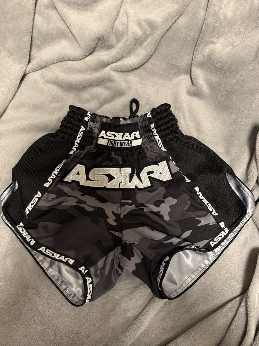 Pantalons: Muay Thai Hose - Askari – D'occasion à Bern par pat_g5v7