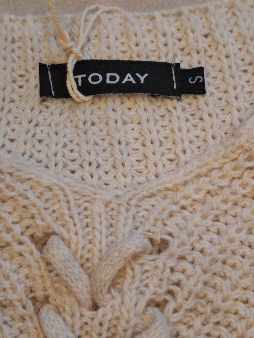 Maglioni & Felpe: Pullover Today beige Gr. S – Usato da Wenslingen venduto da kasjupeia 2