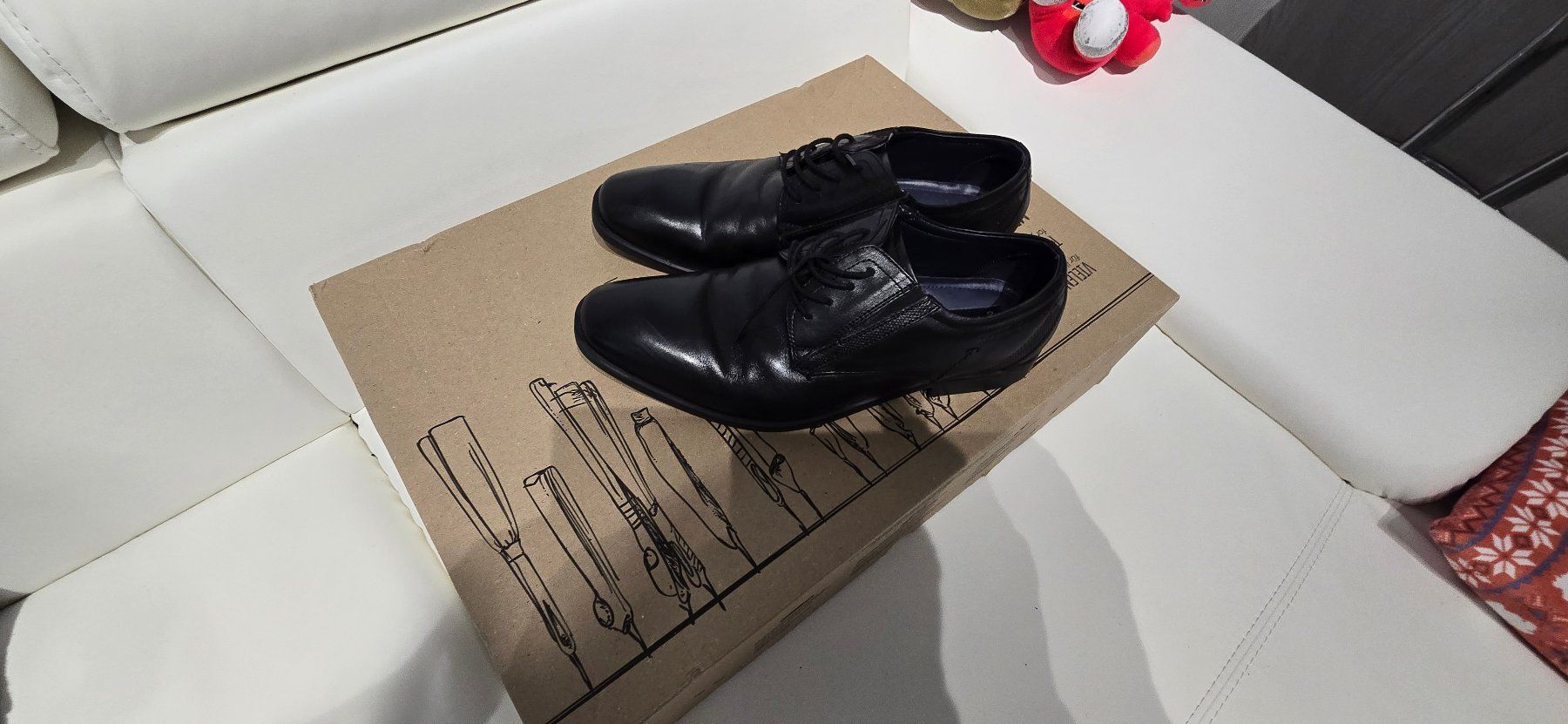 Bugatti Scarpe da uomo: Schnürschuh Bugatti Herren Grösse 42 – Usato da Chur venduto da Mikymiki 2