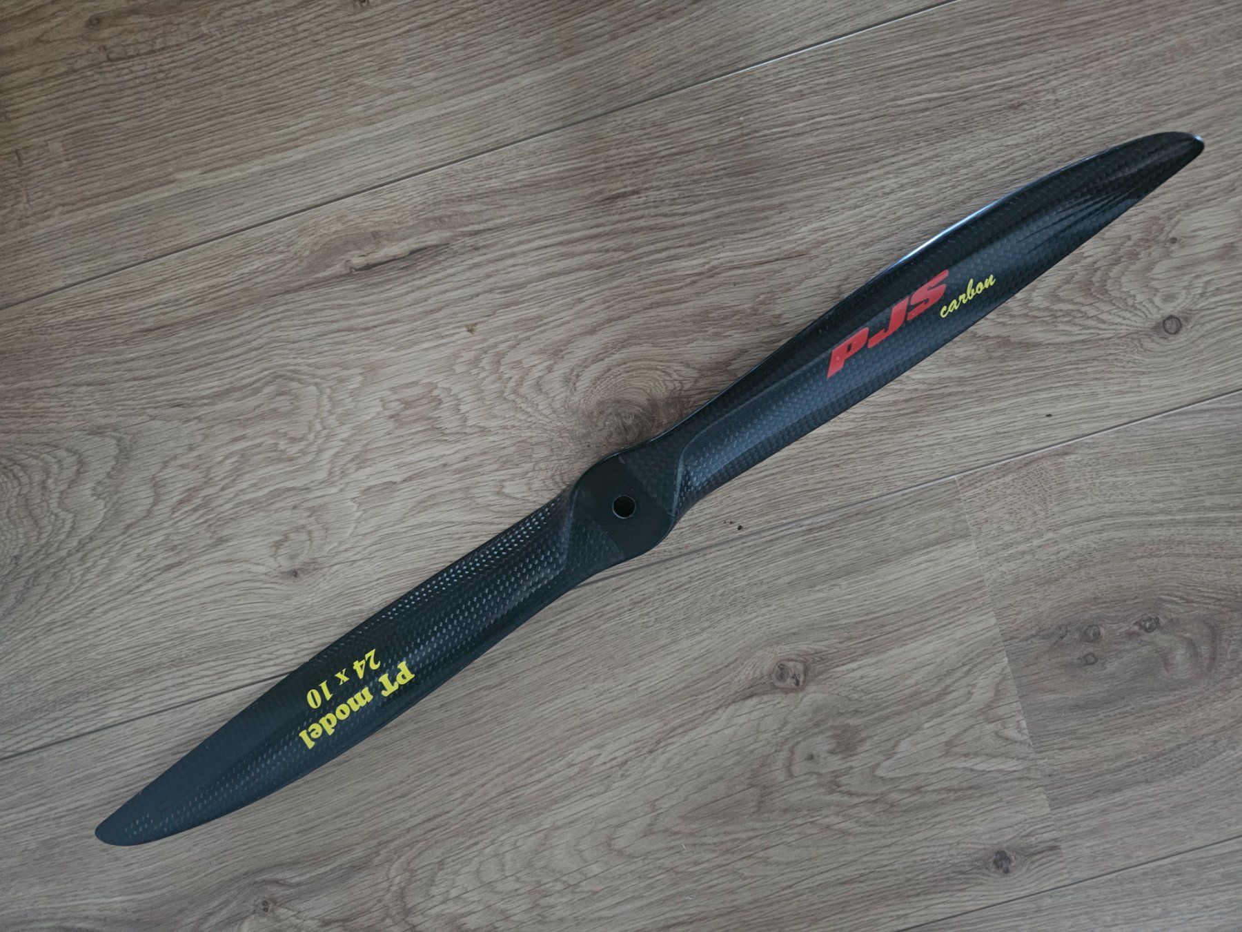 Modellismo RC: Helice 24/10 carbon PJS – Nuovo (secondo la descrizione) da Yvonand venduto da Li_poch