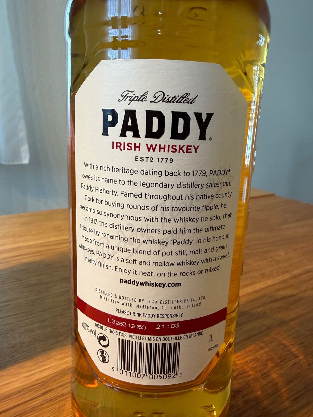 Bevande alcoliche: Paddy Irish Whiskey, 1 Liter, 40 % vol. – Nuovo e nell'imballaggio originale da Steinen venduto da Robe13 5