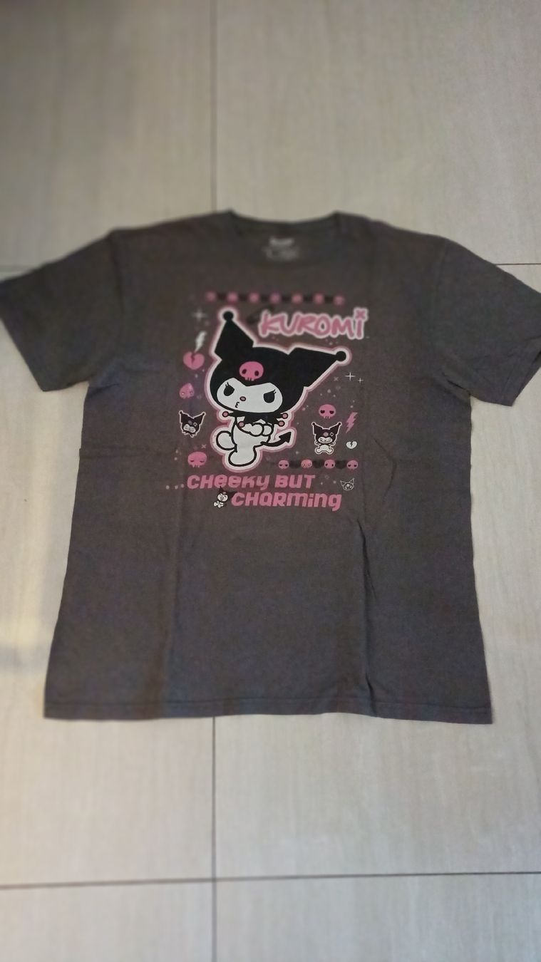T-shirt: T-Shirt Kuromi – Nuovo (secondo la descrizione) da Bex venduto da Sakito