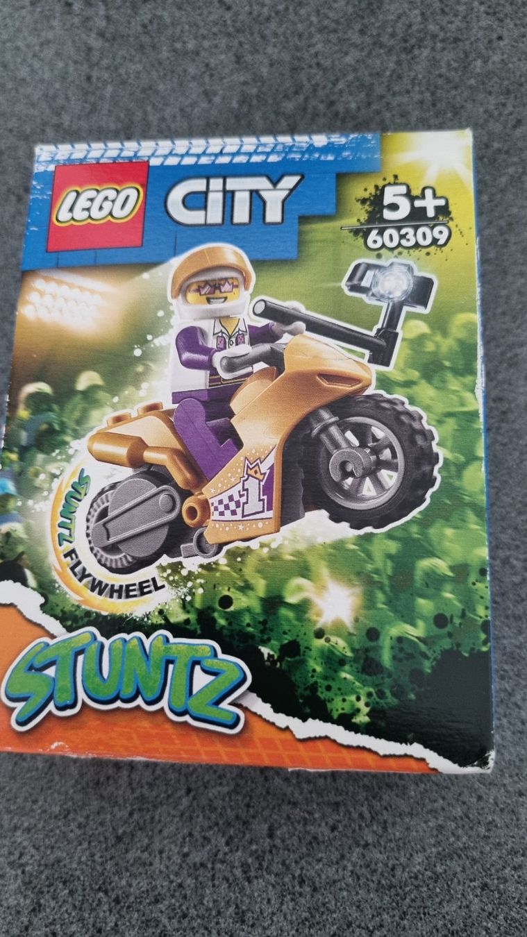 Lego Kit di costruzioni: Lego  City 60309  neuf – Nuovo e nell'imballaggio originale da La Chaux-de-Fonds venduto da mikilo1 1