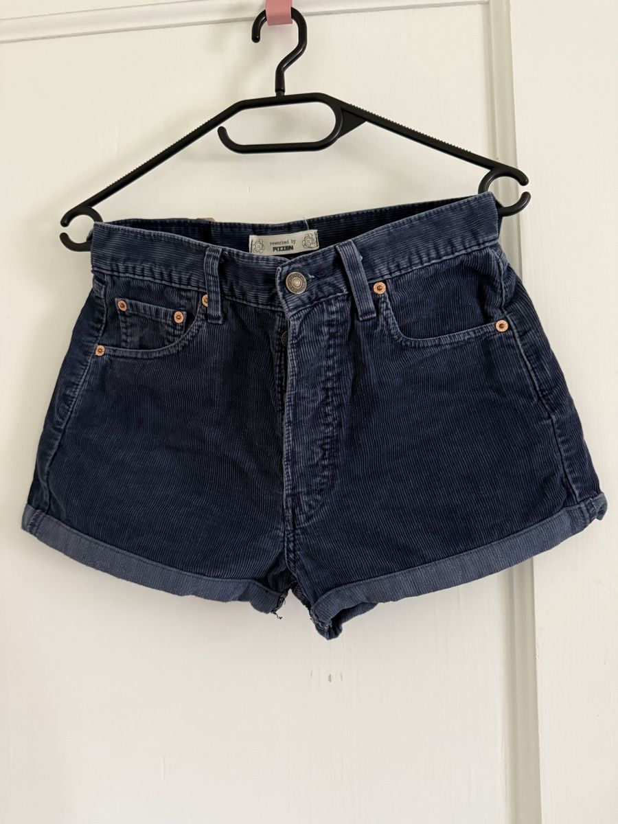 Levi's Pantaloni: Levis Short von Fizzen – Usato da Bern venduto da lin_szz2