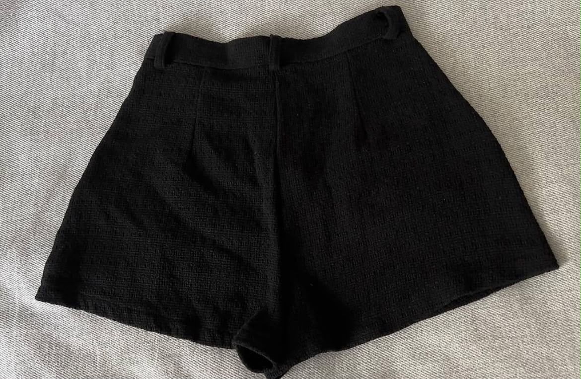 Pantaloni: Shorts – Nuovo (secondo la descrizione) da Wettingen venduto da JS_Collection 1