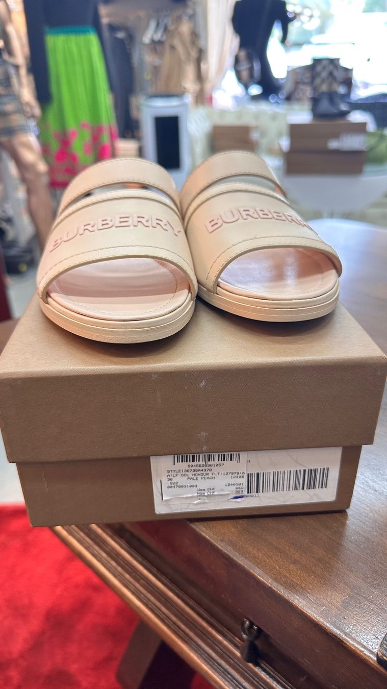 Burberry Scarpe da donna: Burberry Sandalen Gr 36 – Nuovo e nell'imballaggio originale da Lachen SZ venduto da HelvetiaLuxury 6