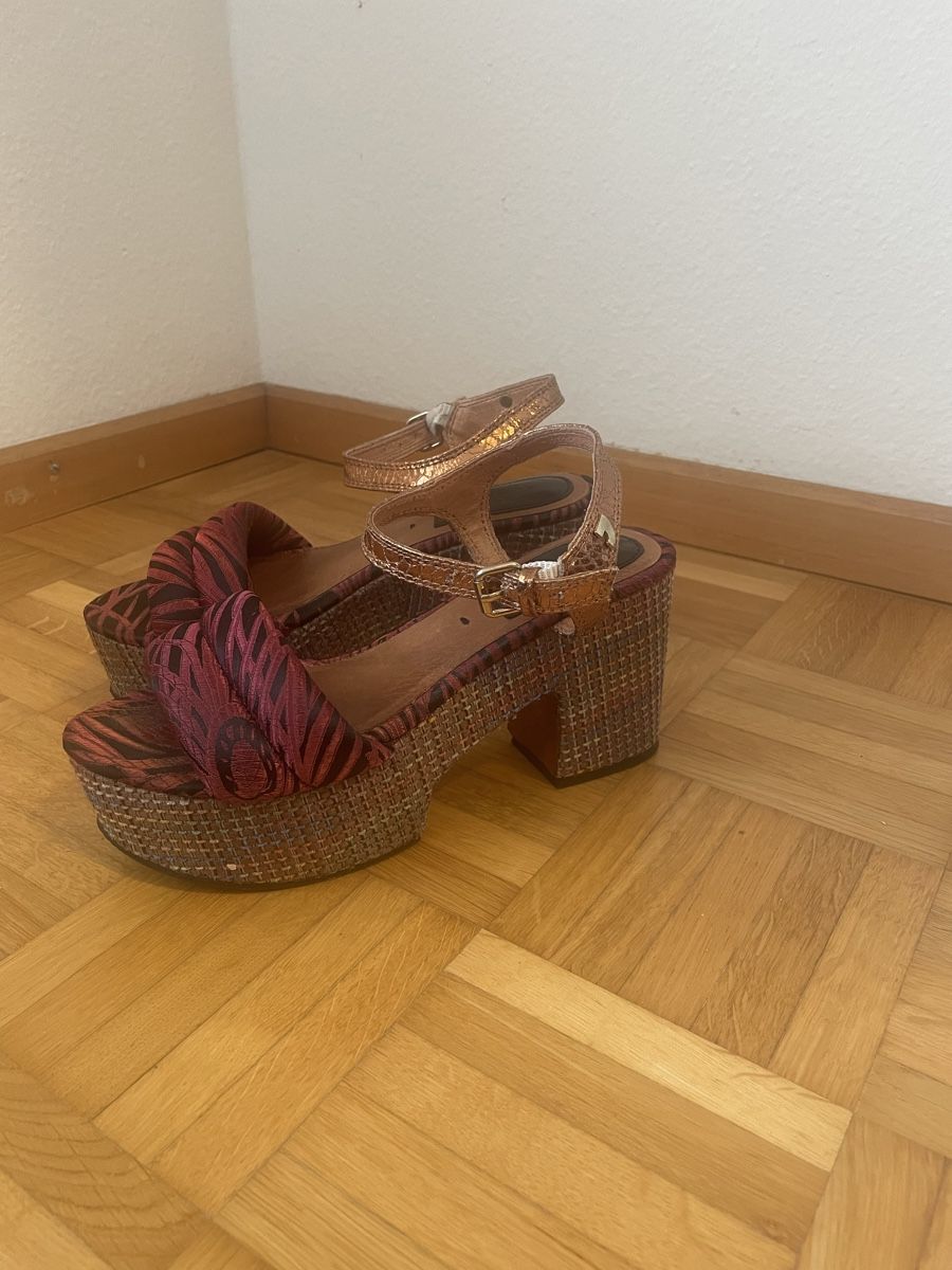 Scarpe da donna: Sandalen Plateau – Usato da Horn venduto da Jronimo 1