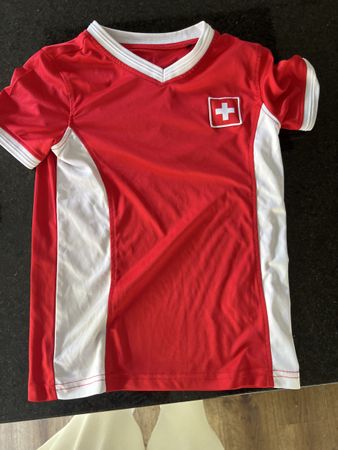 Kinder T-Shirt Schweiz Grösse 128 Rot Weiss guter Zustand