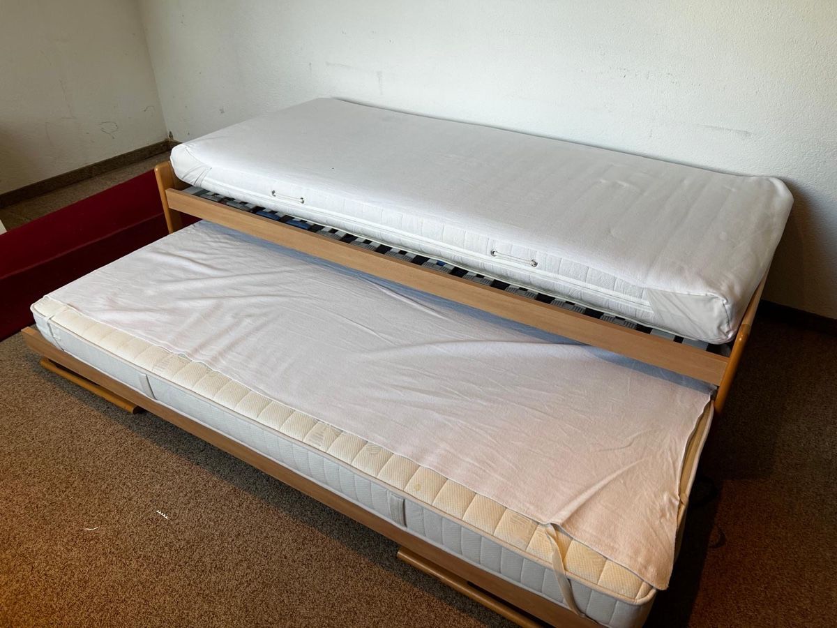 Letti: Bett – Usato da St. Gallen venduto da Jvegas 5