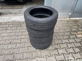 Reifen 215/45 16