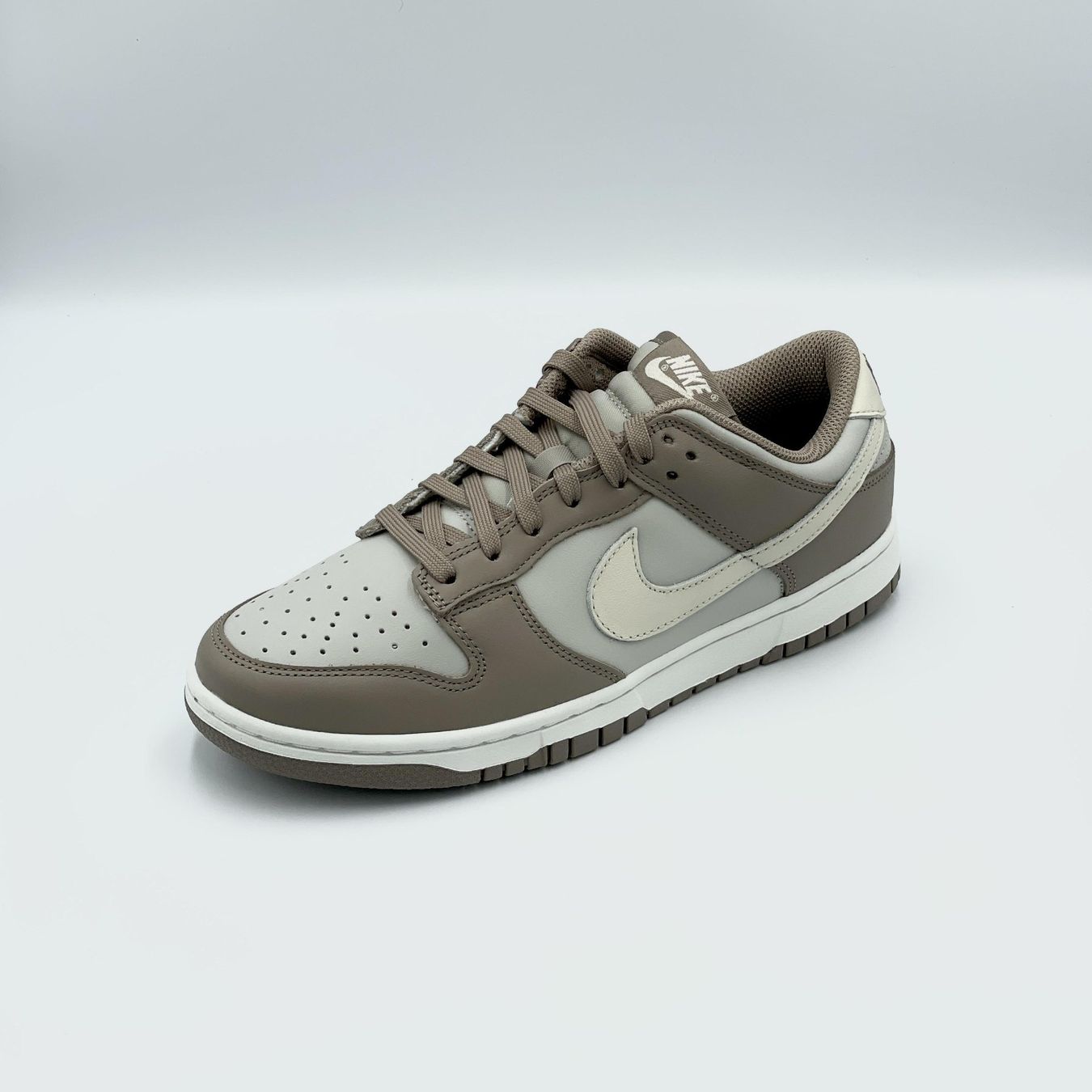 Nike Damenschuhe: Nike Dunk Low Bone Beige (W) EU 42.5 – Neu und originalverpackt aus Erlinsbach von sasneakers 5