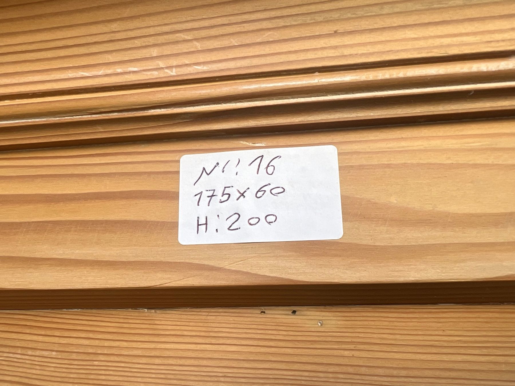 Armadi: Antike Schrank, Nr 16 – Usato da Glattfelden venduto da maa_qcj8 6