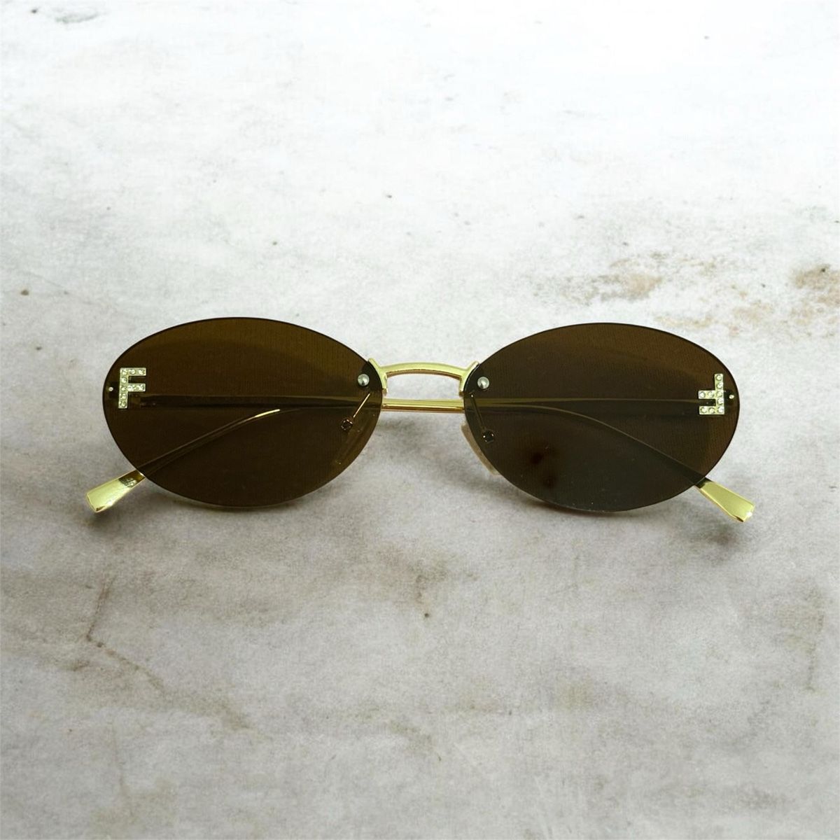 Occhiali & Lenti: Lunette de soleil – Nuovo e nell'imballaggio originale da Châtel-St-Denis venduto da Montclair_Swiss