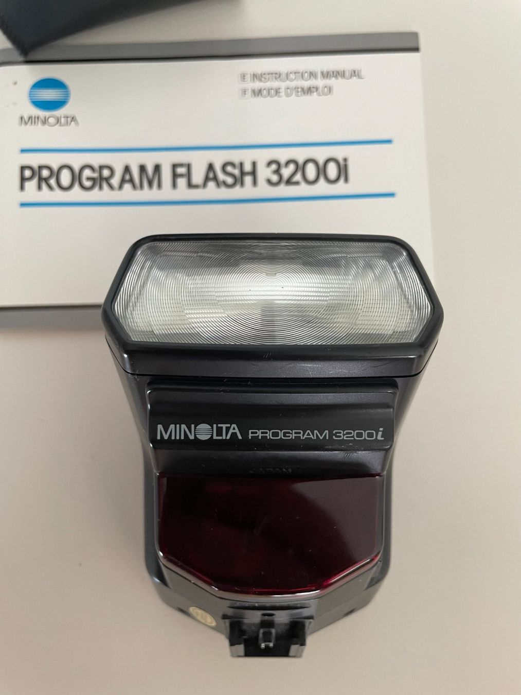 Minolta Flashs: Flash Minolta 3200i – D'occasion à Petit Lancy par gil_hr6v 1