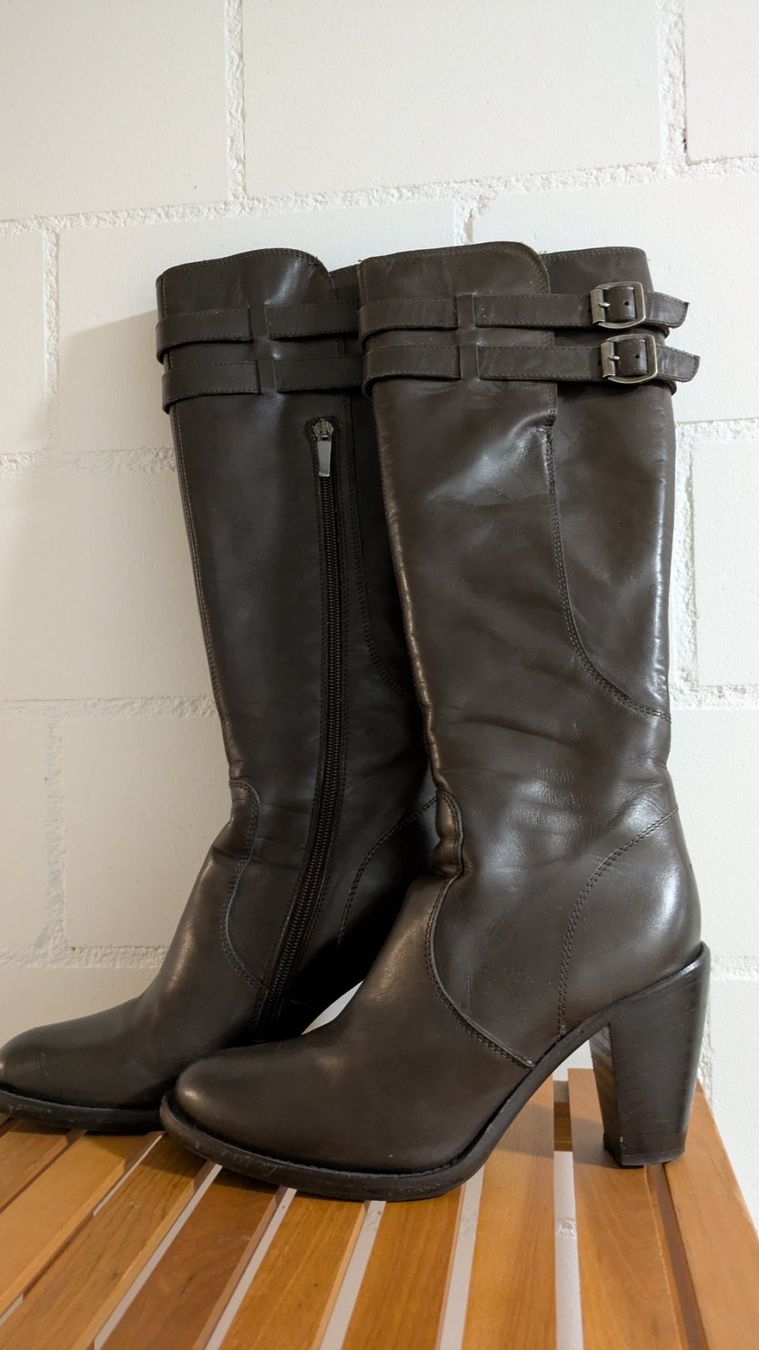 Scarpe da donna: Lederstiefel Made in Italy – Usato da Geroldswil venduto da bay_m2f9