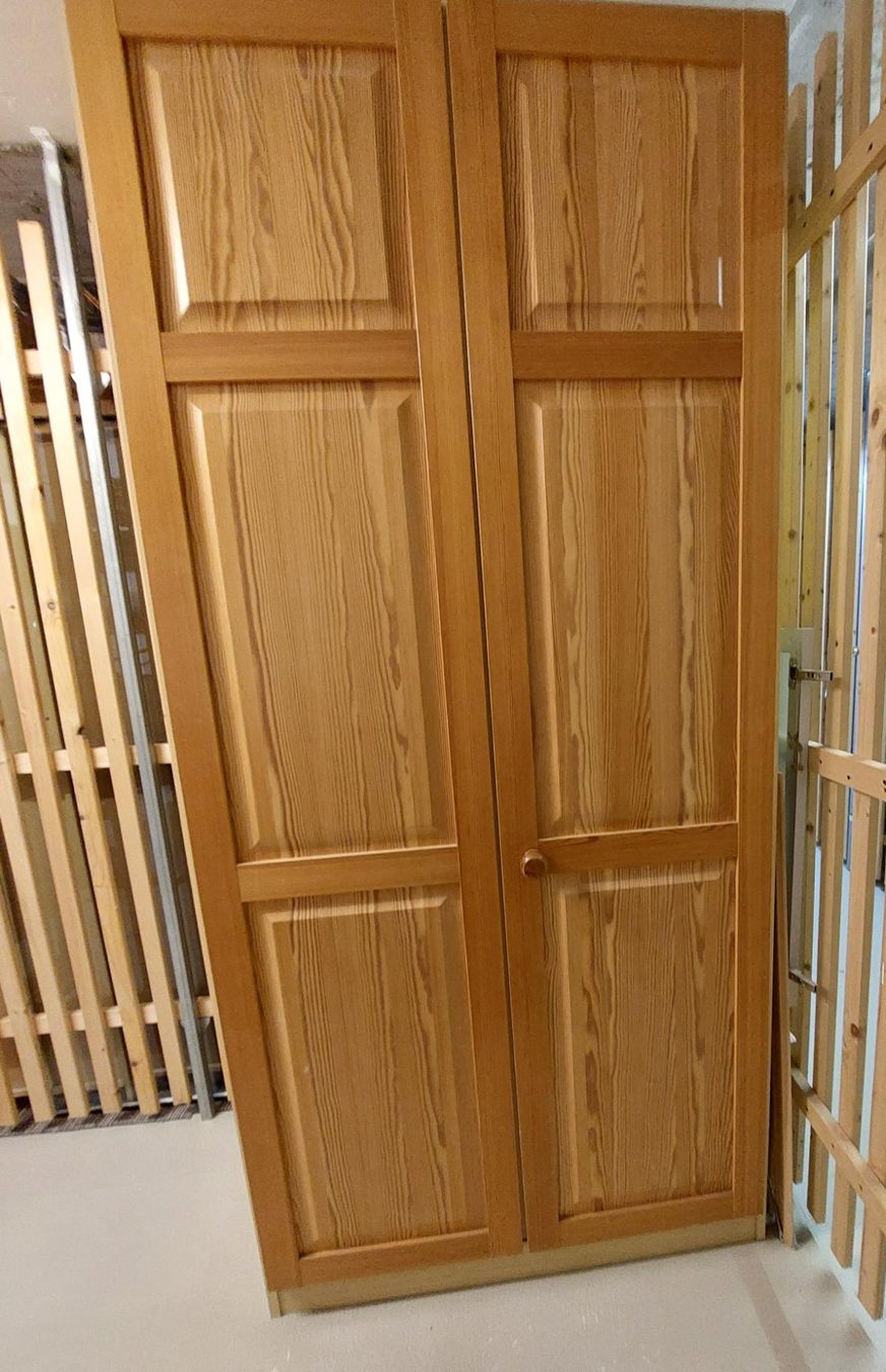 Ikea Armadi: Schrank – Usato da Dielsdorf venduto da sunsailor