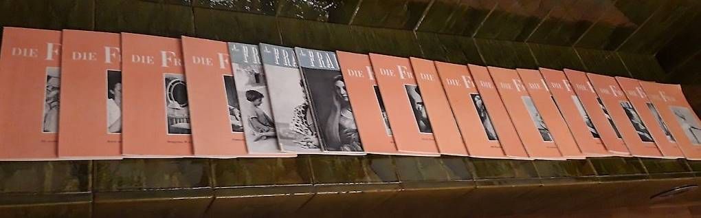 Libri: DIE FRAU "Sammlung von 1945" – Usato da Untersiggenthal venduto da Myrthamw