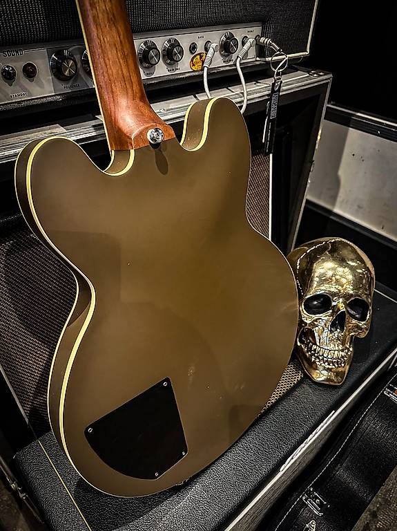 Epiphone Musikinstrumente: Epiphone  Tom Delonge signature  ES-333 – Gebraucht aus Montreux von Alligator-AMPS 2