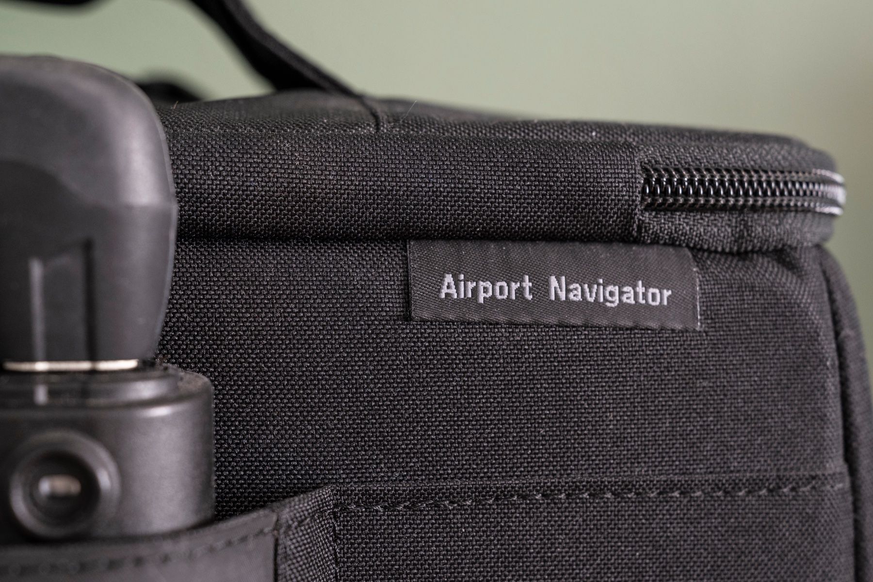 Valigie: thinkTank Airport Navigator – Usato da Zürich venduto da Lenzh 4