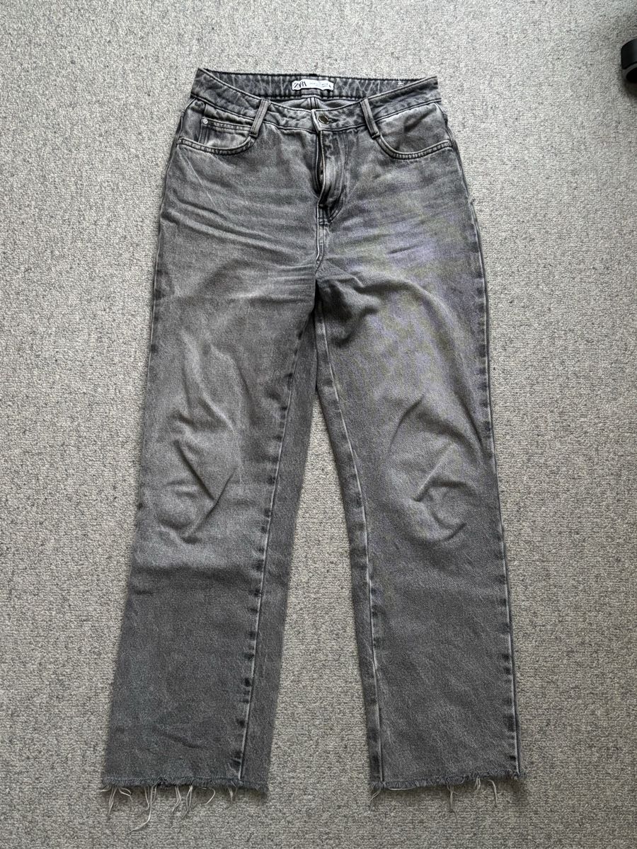 Zara Jeans: Zara Jeans Grau, Gr. 38 – Gebraucht aus Adliswil von blume_._43