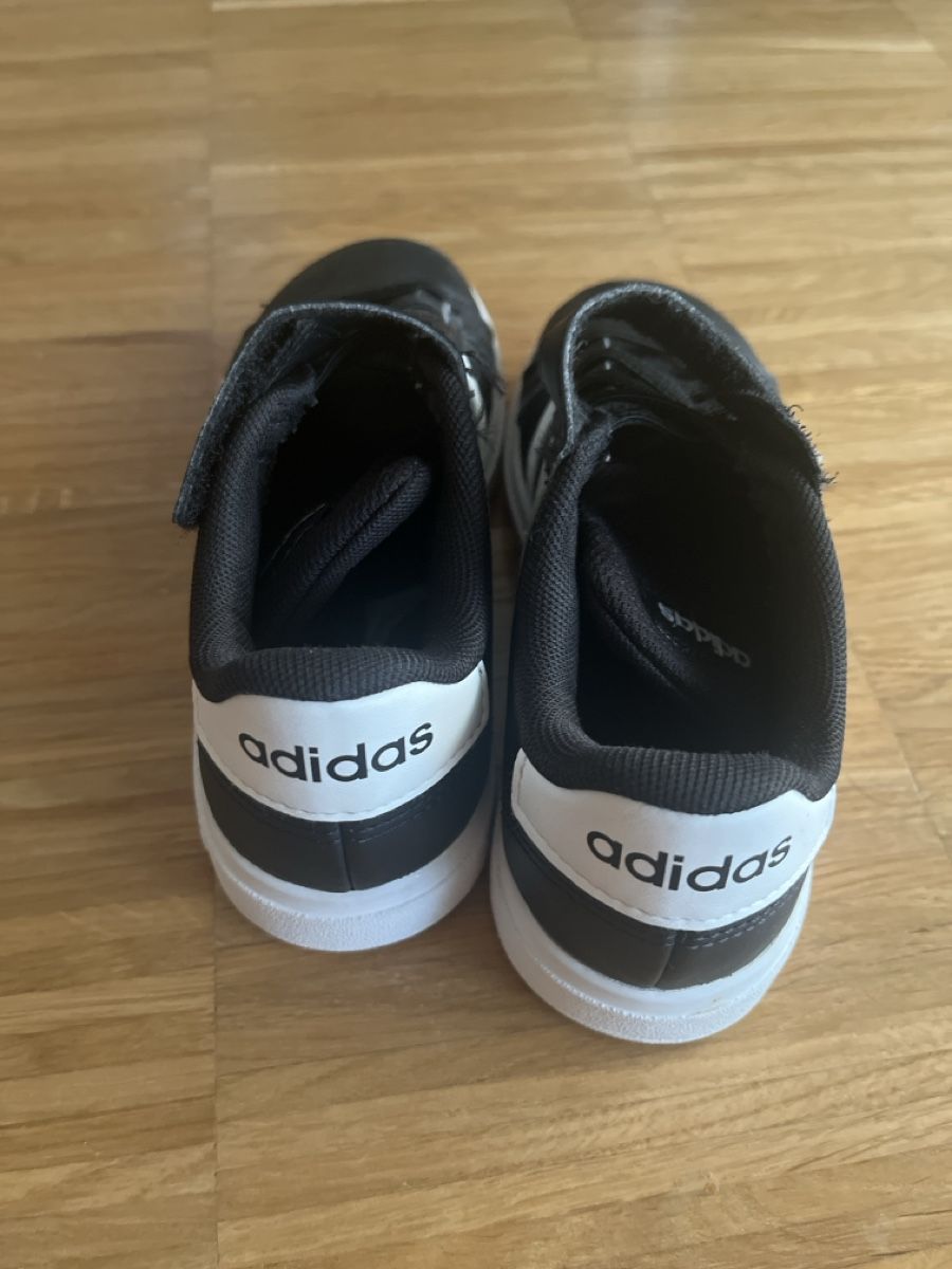 Schuhe für Jungen: Boy’s shoes  – Gebraucht aus Uster von dod_h6nw 1
