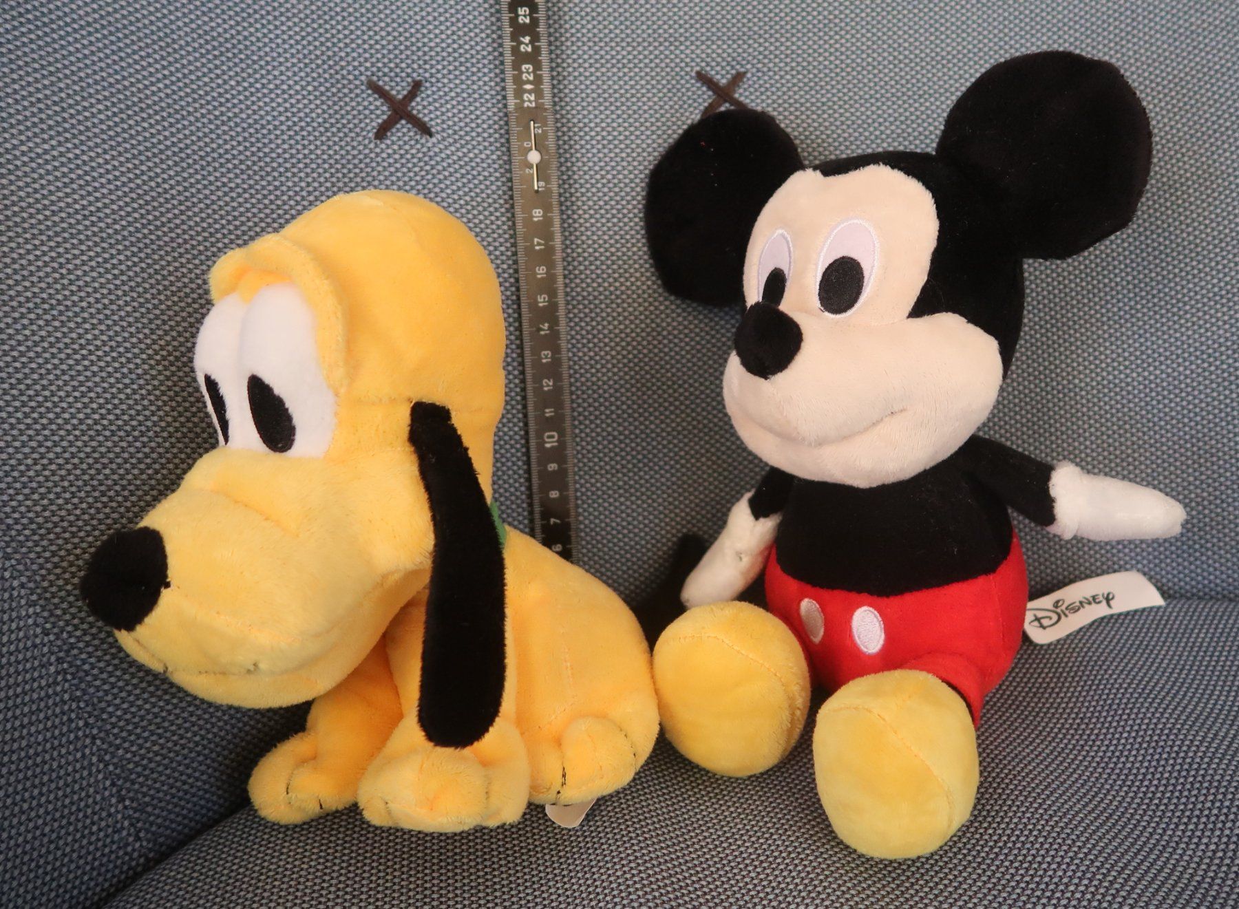 Disney Spielzeuge: Micky Maus, Pluto, Disney, Plüsch, neuwertig, ab Fr. 1.00 – Gebraucht aus Uster von wings02 3