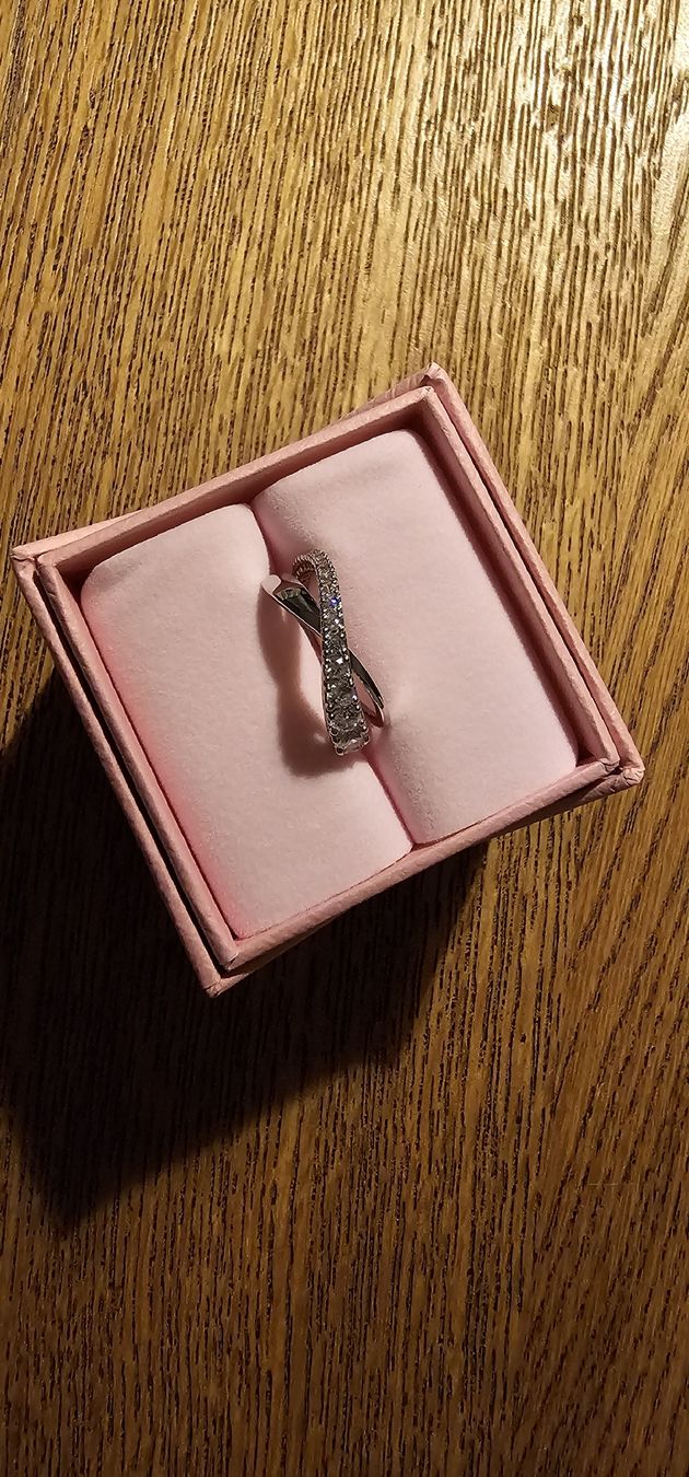 Swarovski Anelli: Swarovski Set, Ring und Armreif – Nuovo e nell'imballaggio originale da Mörigen venduto da Perlenk