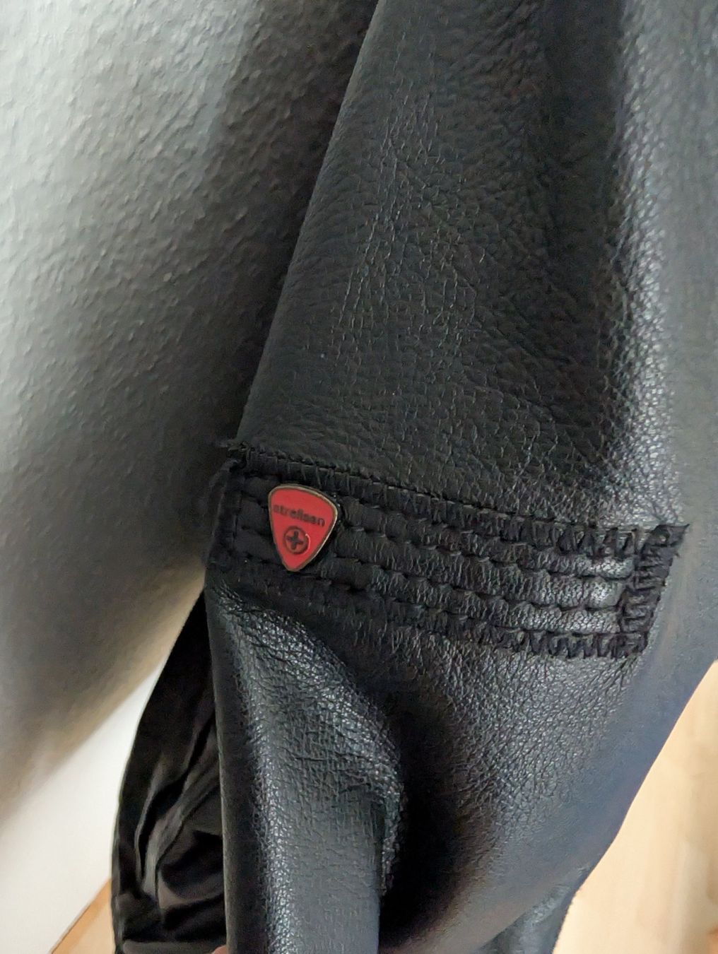 Giacche: Strellson Lederjacke – Usato da Steinmaur venduto da ShOWTeK 4