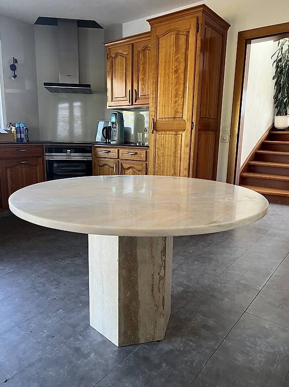 Tische: Table en marbre – Gebraucht aus Lausanne von cal_cld9