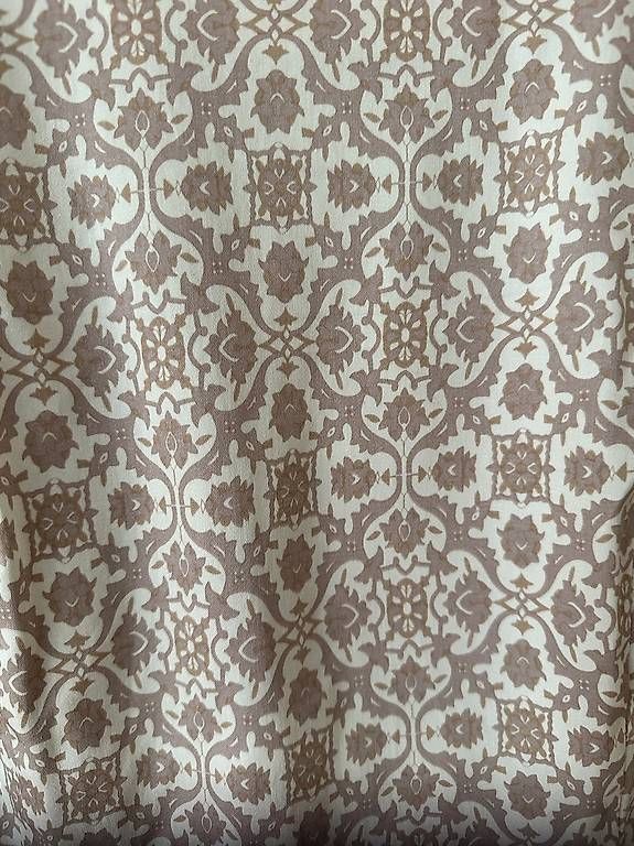 Robes: Kleid gemustert ärmellos Grösse 36 – D'occasion à Zürich par acquadel 2
