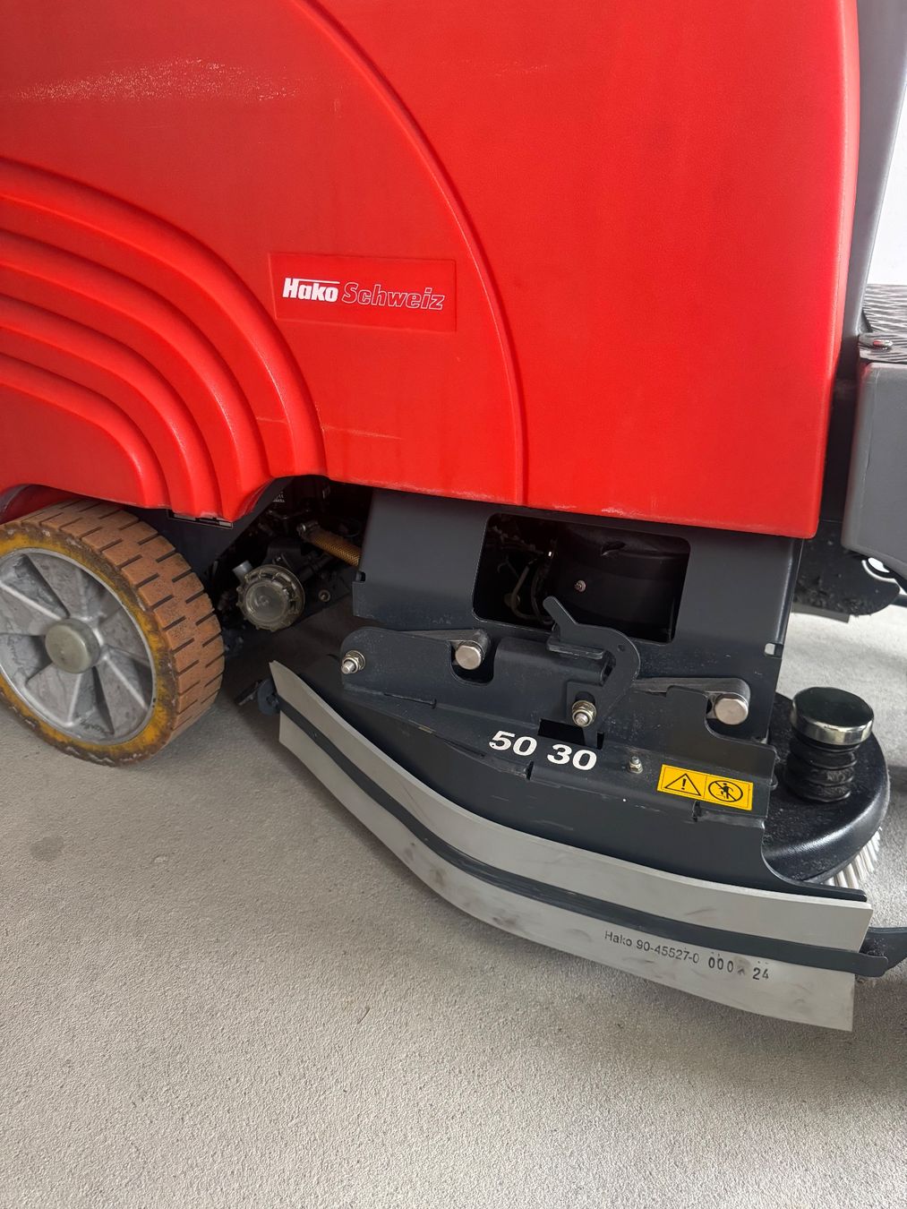 Tutte le macchine: Hako Scrubmaster B115R Scheuersaugma( taski Wetrok cleanfix) – Usato da Brugg venduto da Vwtiguan1- 3