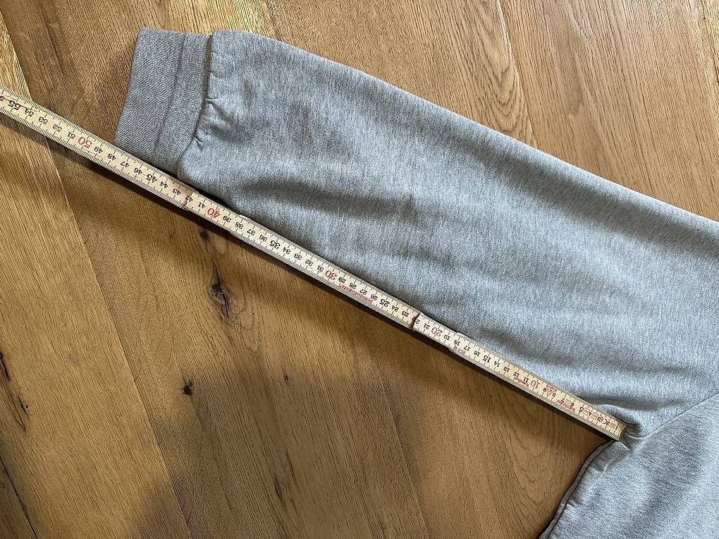 Giacche: Sweatjacke - Kapuzenjacke Grau – Usato da Veltheim AG venduto da timon19 4