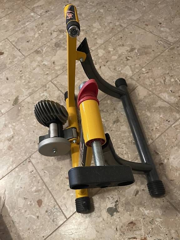 Hometrainer: Rollentrainer – Gebraucht aus Meierskappel von suesle 1