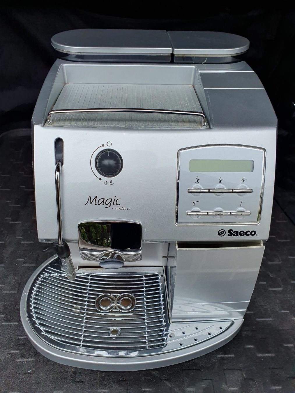 Saeco Kaffeemaschinen & Espressomaschinen: Saeco Kaffeemaschine Vollautomat – Defekt aus Tägerwilen von tho_swc8