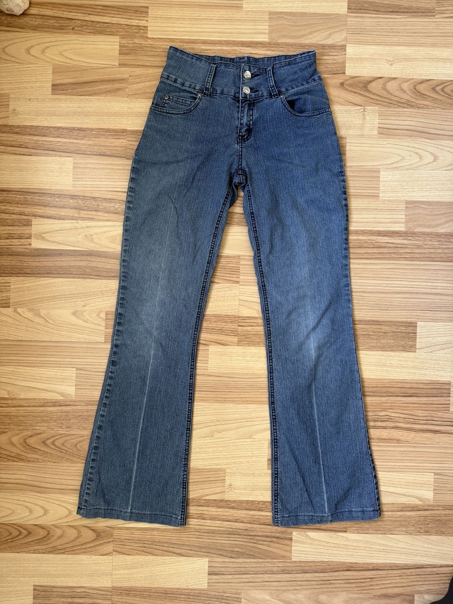 Jeans: Bootcut Jeans – D'occasion à Allschwil par power9000 1