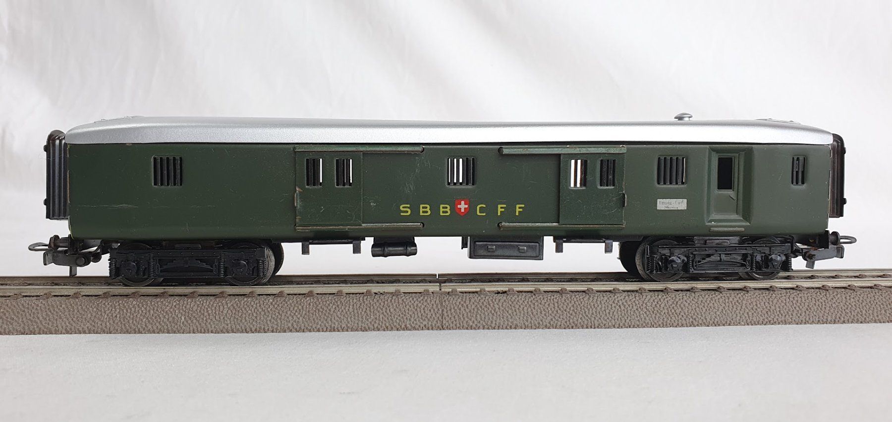 Märklin Modellini di ferrovie: 4017 SBB Leichtschnellzug-Gepäckwagen, Version: 1960 – Usato da Seon venduto da voAllBah