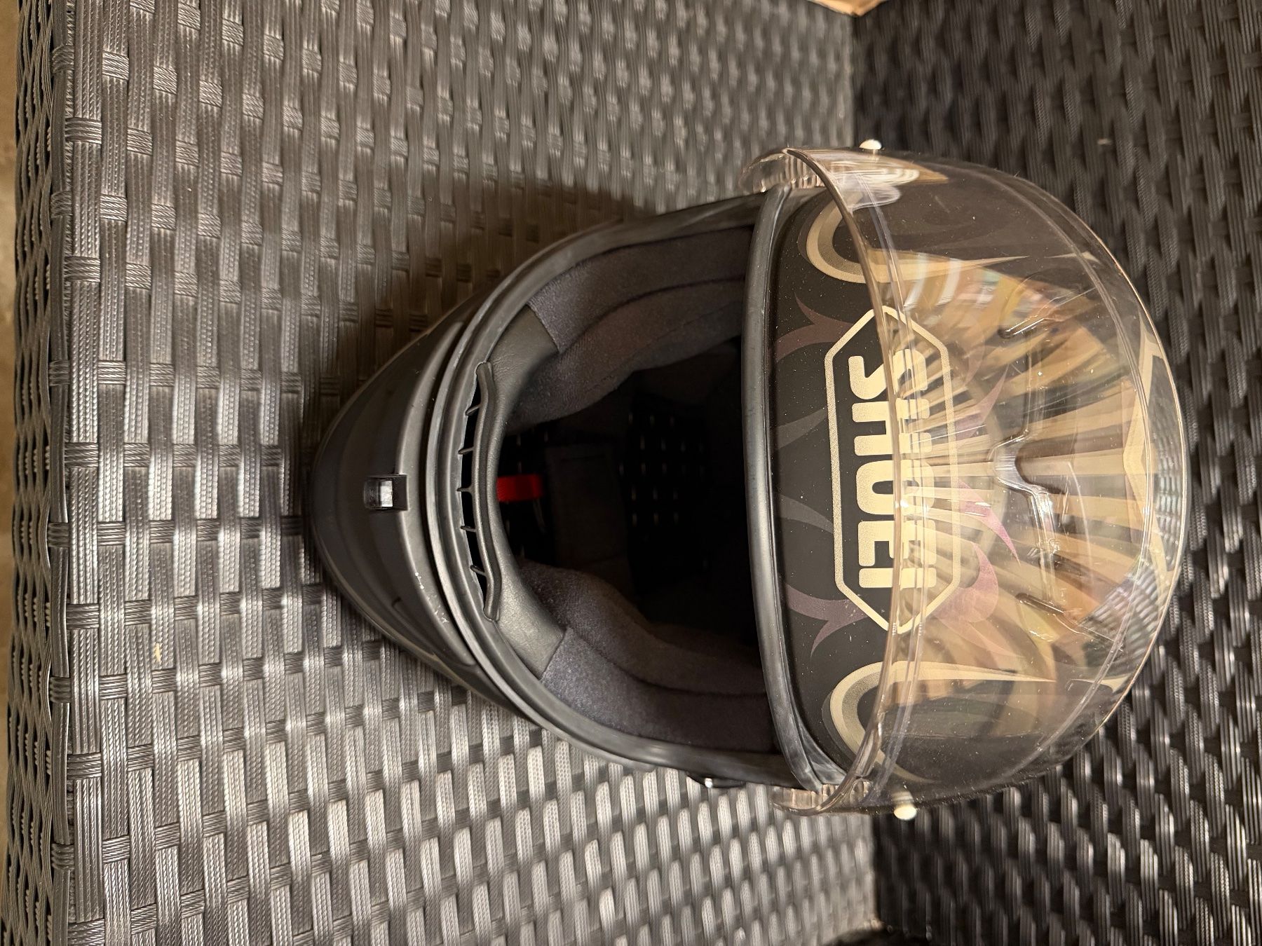 Shoei Helme & Visiere: Shoei Helm – Gebraucht aus Thusis von joy_q2gl