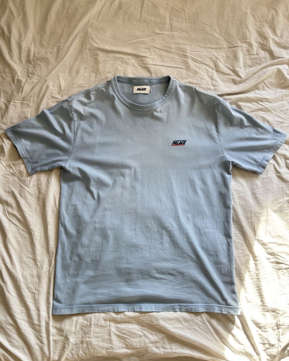 Palace T-Shirts: T-shirt Palace – Gebraucht aus Pâquier-Montbarry von dloic_