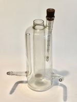 Kalorimetergefäß mit eingebautem Thermometer