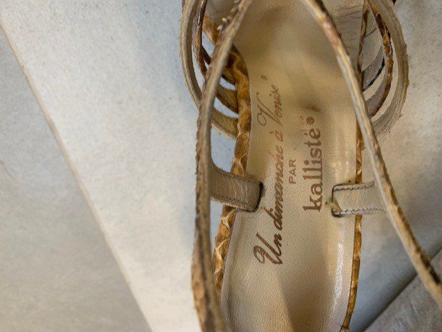 Scarpe da donna: Sandales en cuir de python véritable de la marque Kalliste – Nuovo (secondo la descrizione) da St-Aubin-Sauges venduto da Juliezan 3